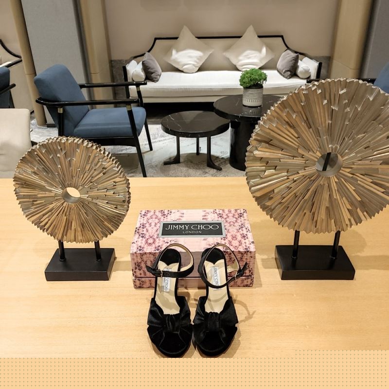 Ji*y Ch* high heels
